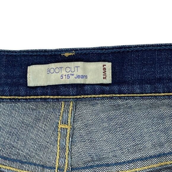 Levi's 515 Bootcut Jeans Women 12 Blue Distressed Western Cowgirl 90s Retro Wear - Picture 14 of 15